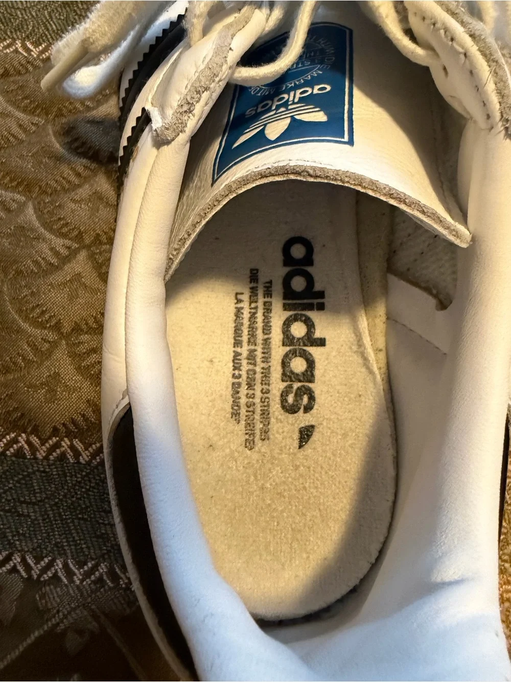 adidas iconic samba